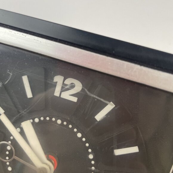 Vintage General Electric AM Radio Alarm Clock Model 7-4725A Working Retro 70s - Picture 9 of 10